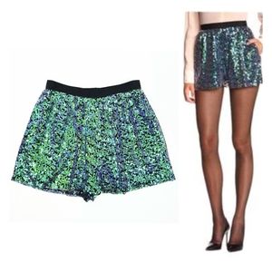 BCBGeneration Iridescent Mermaid Sequin Formal Shorts Size 4